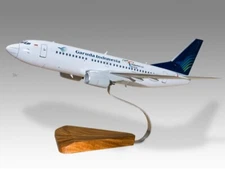 Boeing 737-300 Garuda Indonesia Desk Wood Airplane New Model Large Scale 1/72