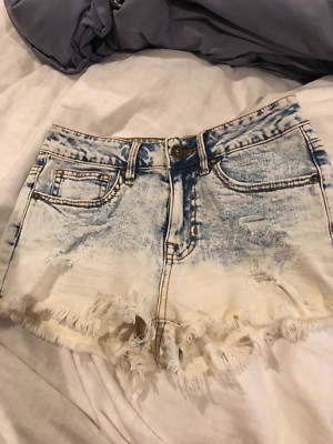 Short Denim Bullhead High Rise - Taille 1 - Occasion Très Bon État (Porté Une Fois)