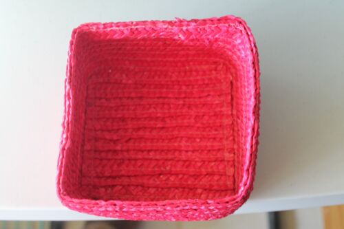 Vintage Style Fiesta Rattan Condiments Cutlery Storage Holder Basket - Picture 10 of 12