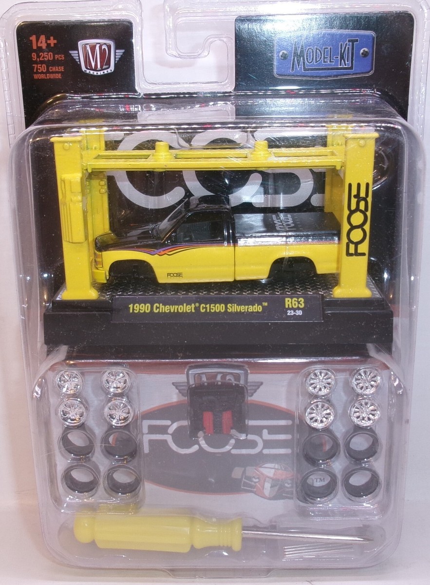 2023 M2 MACHINES MODEL KIT FOOSE 1:64 YELLOW 1990 CHEVROLET C1500