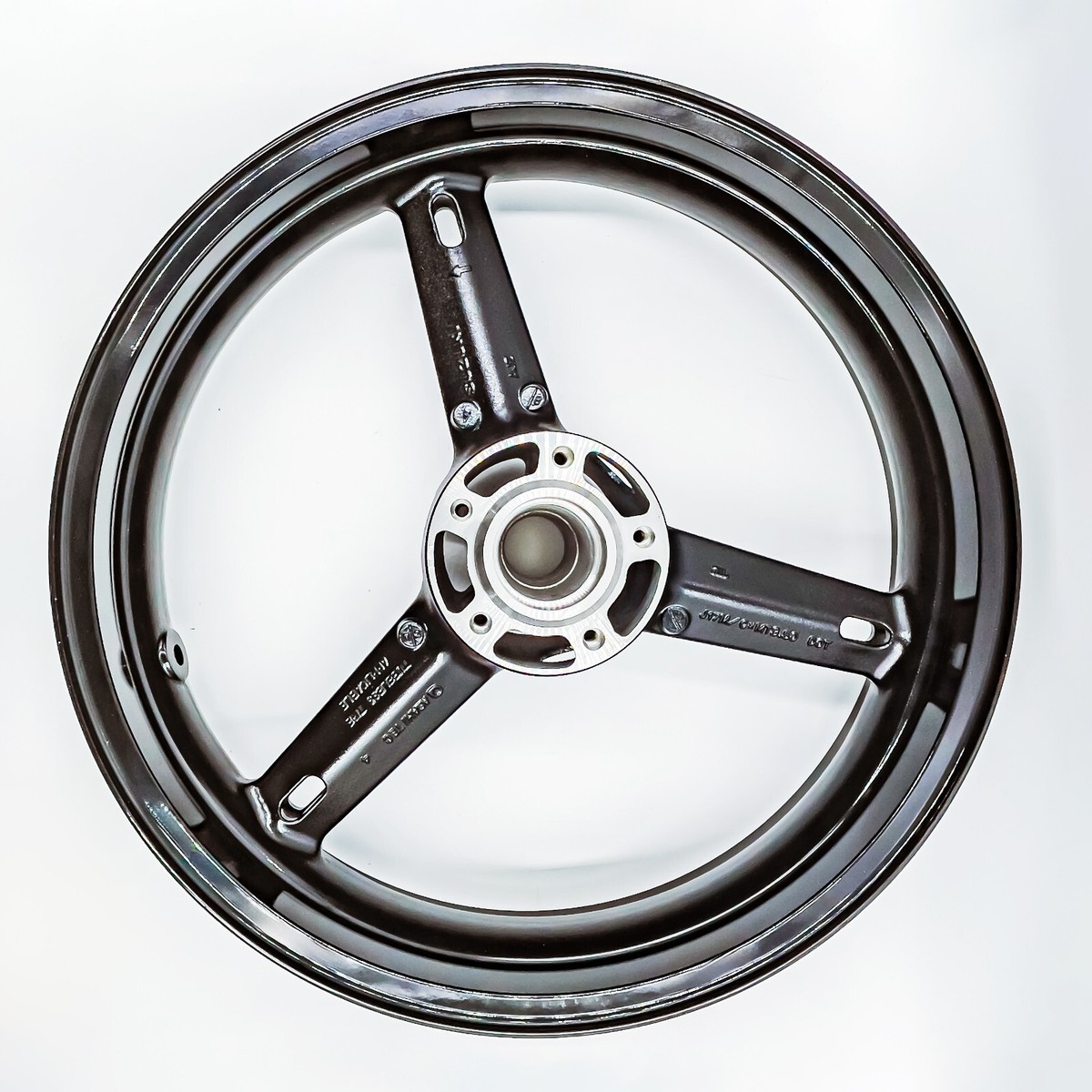 54111-35F01-019] SUZUKI OEM MOTORCYCLE PARTS Wheel Front (17M