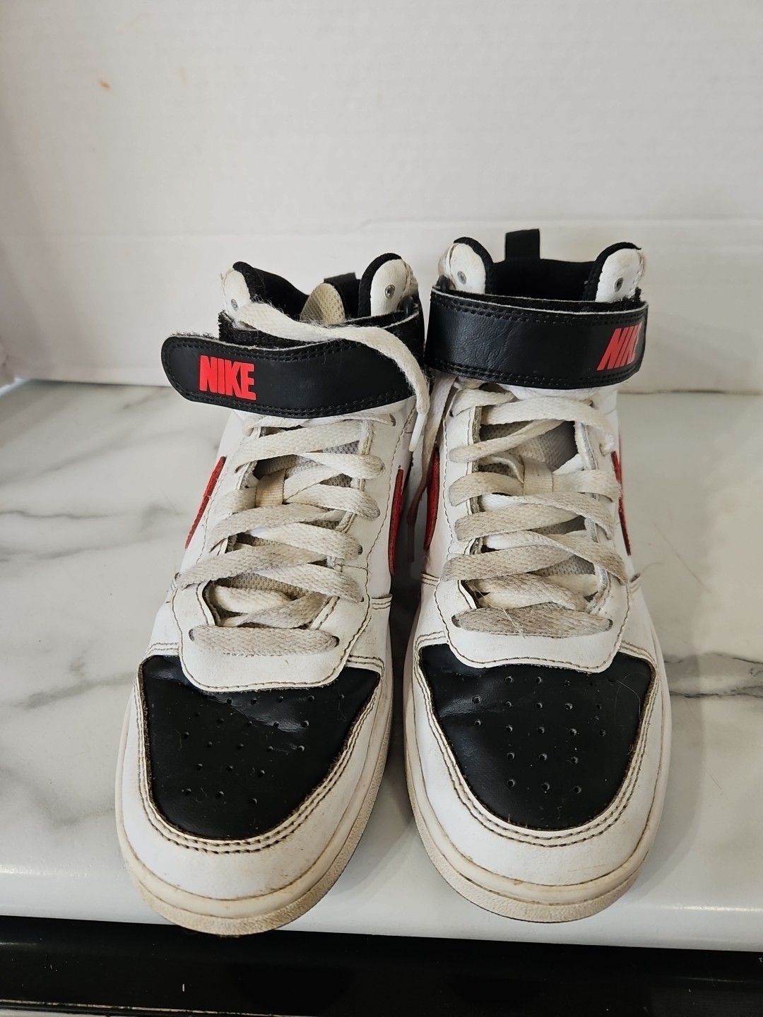 SAOLA Nike Court Borough 2 Mid Casual Bianco Nero University Rosso Ragazzo Taglia 4Y