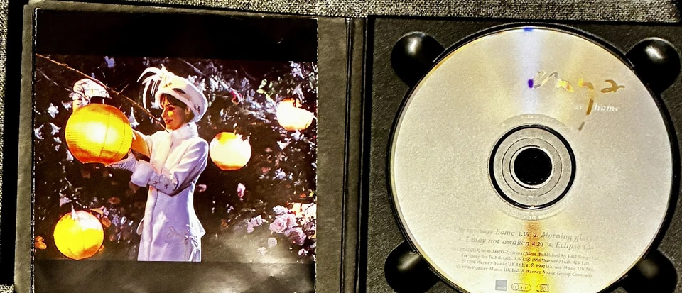 Enya ‎– On My Way Home; WEA , WEA047CDX, CD, Single, Digipack/Booklet (1996) - Image 4 of 4