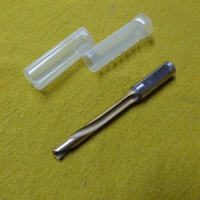 VHM Bohrer Ø 10,5 TIN IK S16 sumitomo  weldon GL140 SL80 frischscharf extralang