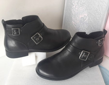 Vionic Logan  Ankle Boots  Wo's 9  Black Leather  Zip/Buckles Comfort Excel