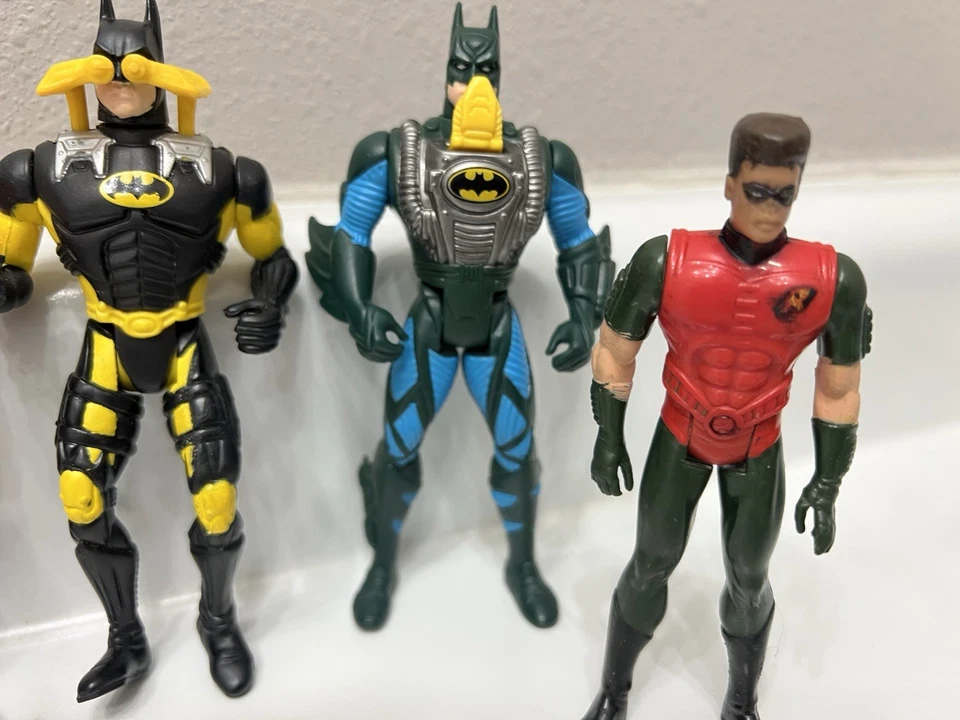 6 件套蝙蝠侠企鹅罗宾复古批量 90 年代动作玩偶 1990 年代肯纳 — 第 4/4 张图片