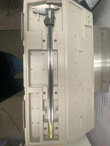 MITUOYO DIGITAL CALIPER - CD-60C   500-501-10