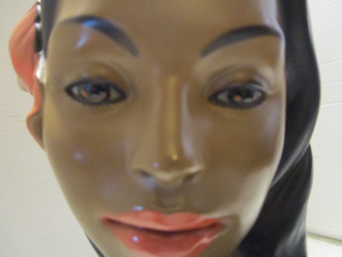 Vintage Hawaiian Hula Girl Bust Marwal Chalkware w/ Hibiscus 9.5