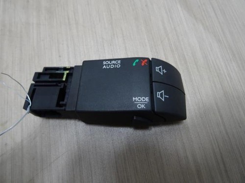 Commande Autoradio Renault Clio 4 Phase 1 - Occasion Bon état - Garantie 6 Mois