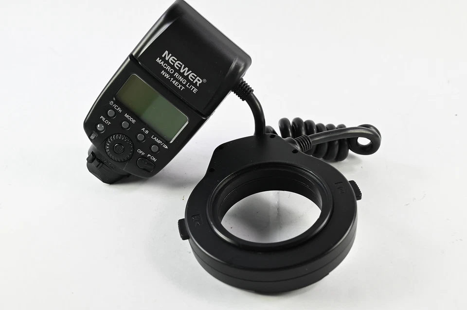 Neewer Macro Ring Lite NW-14EXT Flash F/Canon #G280 - Image 4 of 4