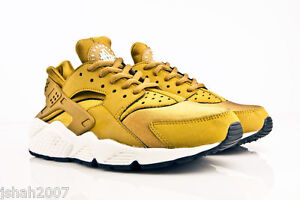 nike huarache bronze