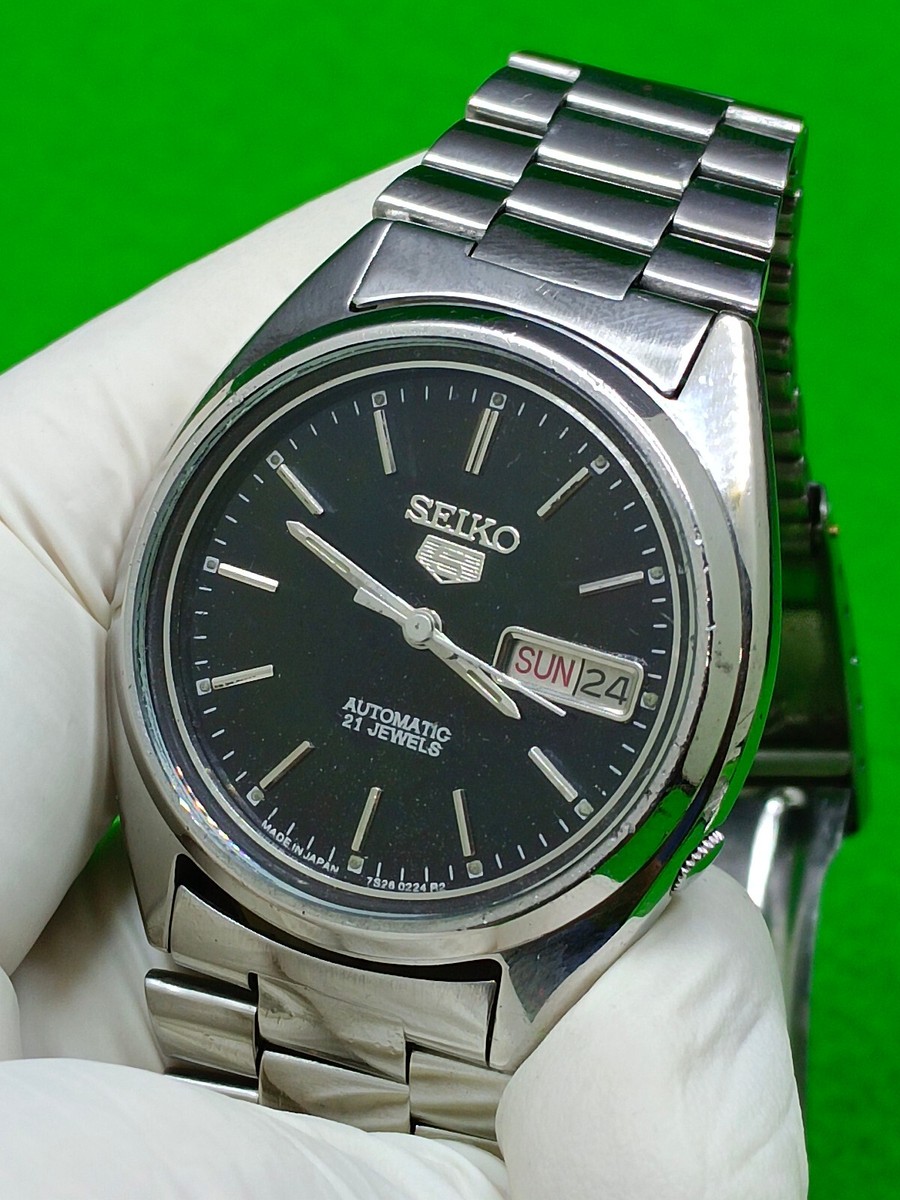 vintage SEIKO 5 watch Automatic Japan Day / Date Indicator 7S26