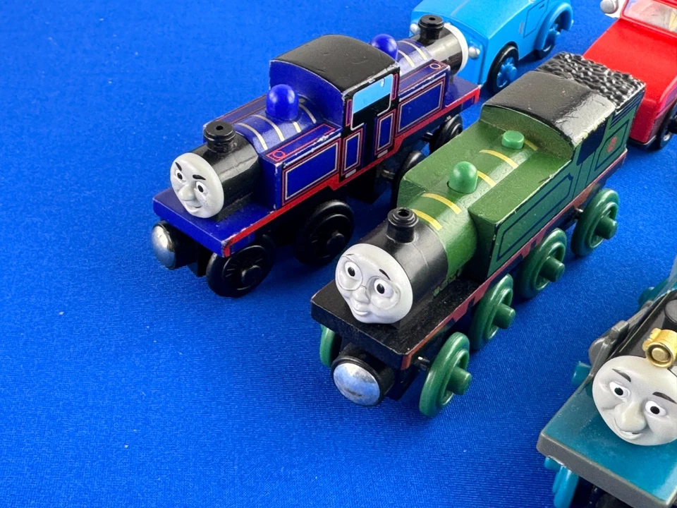 Trenes de madera Thomas 10 piezas PAXTON HIRO FERDINAND WHIFF MIGHTY MAC, etc. Foto 3 de 4