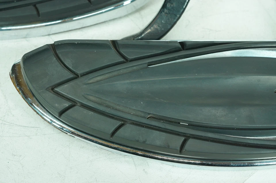 05 Harley Touring Road Glide izquierda derecha conductor suelo reposapiés Kuryakyn Zombie Foto 4 de 4