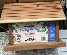 2 Two Pennington Red Cedar Nature's Bird Feeder, 4.5 lbs Seed Cap. 1 Cracked