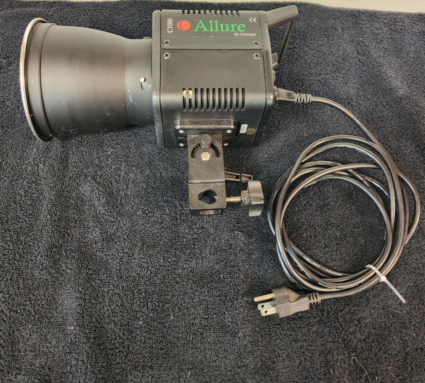 ALLURE C1000 HALOGEN TUNGSTEN  LIGHT LAMP BY NORMAN WORKS GREAT