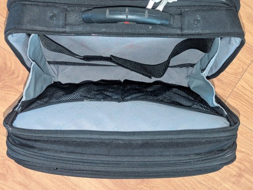 Swiss Gear by Wenger Overnight Laptop Suitcase Bag Travel Bag Luggage 2 Wheel - 第 11/24 張圖片