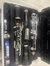 Bundy-Selmer Clarinet Student model Resonate With Mouthpiece