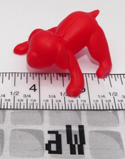 Juguete para cachorro perro saltador rojo comida para niños Raising Cane’s 2022