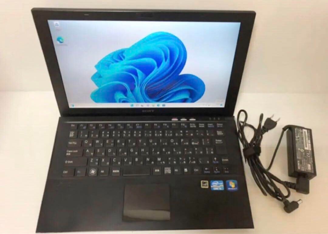 VAIO Z Radeon搭載外付BDドライブ付き SVZ1311AJ SONY 「VAIO Z (SVZ1311AJ) VAIO15周年記念モデル」 レポート1