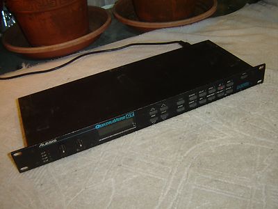 Alesis Quadraverb GT, Guitar Effects Processor Preamp, Vintage