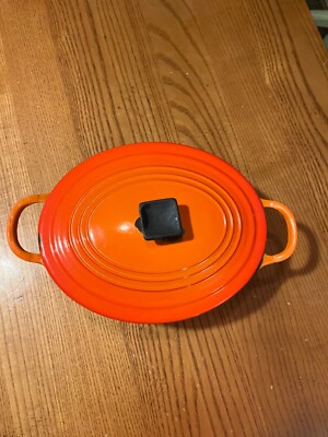 Vintage 1950s Le Creuset Flame Orange Size A Oval Dutch Oven 1.5