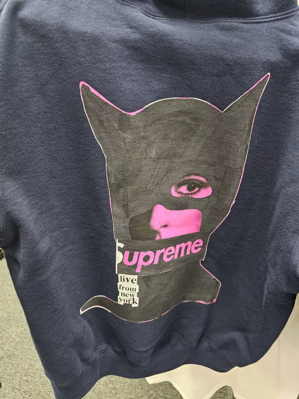 Sweat à capuche Supreme FW23 Catwoman taille marine 