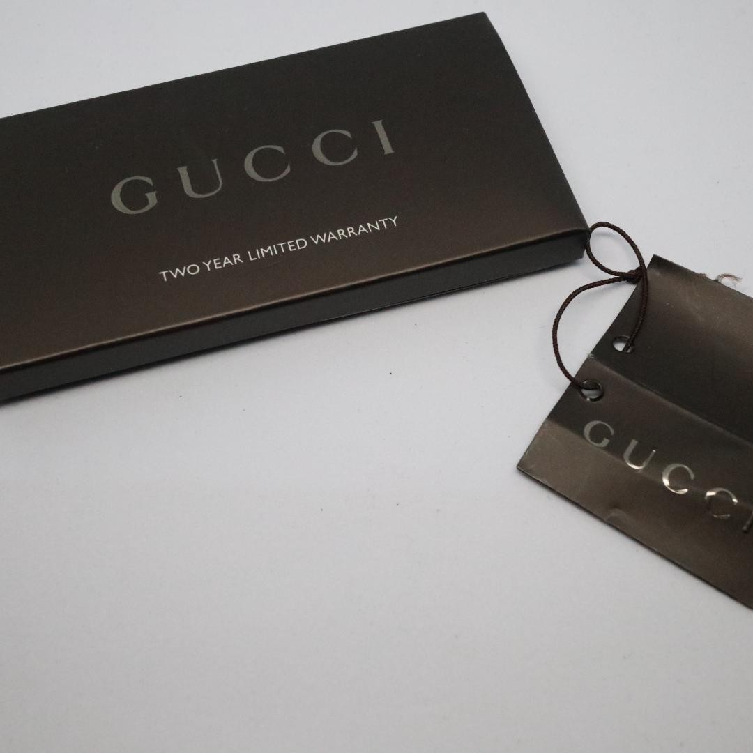 GUCCI Ladies Rectangular Silver Analog Watch 6800… - image 9