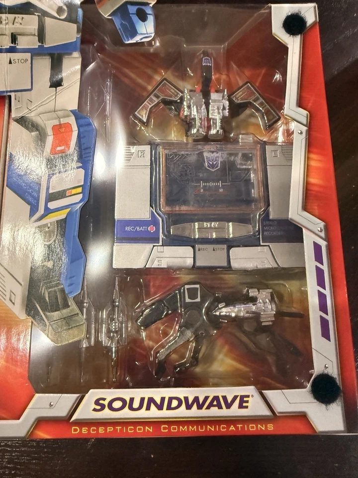 Transformers Edición Conmemorativa Serie G1 2012 Decepticon Soundwave Sin Abrir Foto 4 de 4