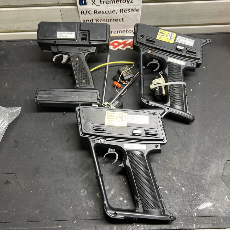 Several Futaba Magnum Sport Junior T2pka T2pb T2pbk RC R/C Car Truck ...