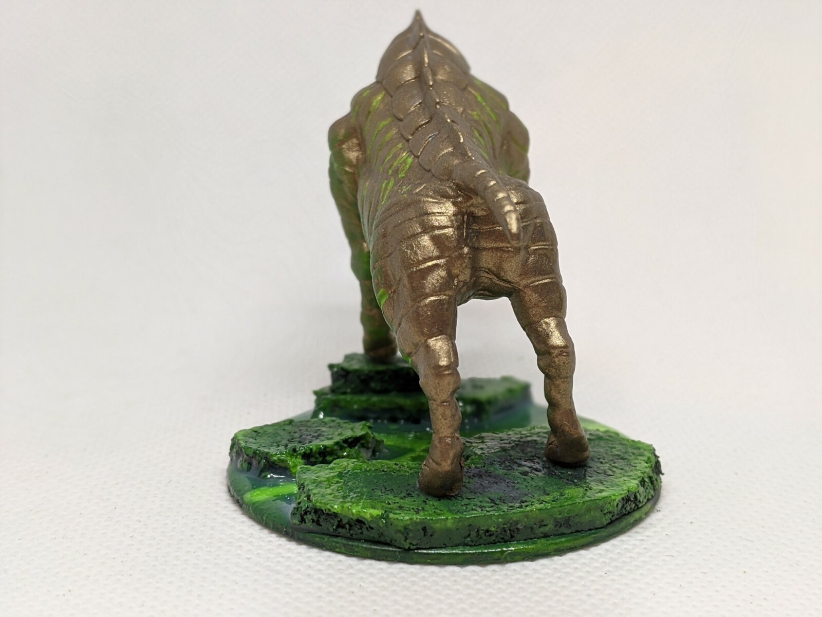 New PAINTED Nolzur’s Brass Bull Miniature D&D DnD Pathfinder