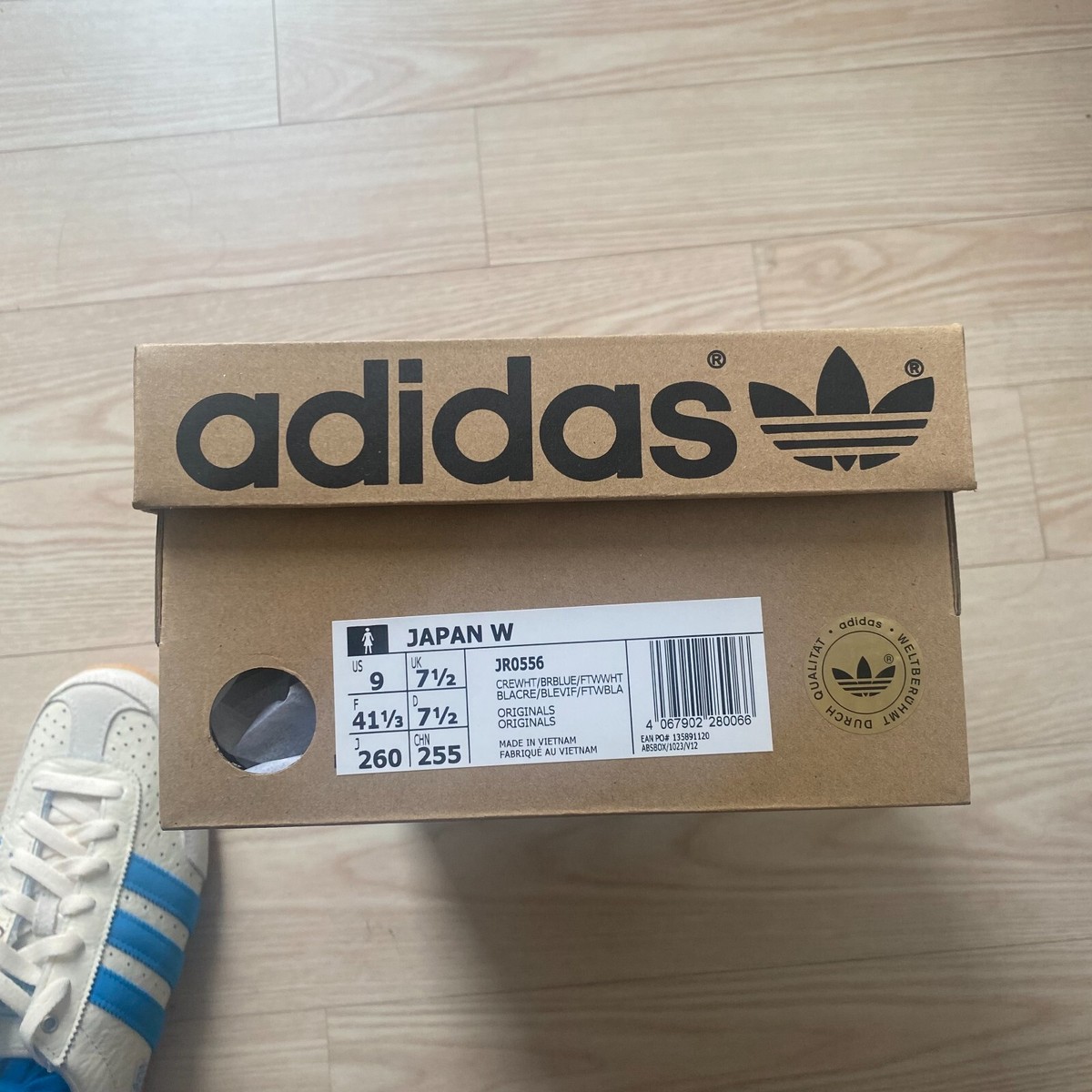 【ADIDAS】Japan Cream White Blue ★送料・関税込★ JR0556 adidas Japan SE Cream White Blue Mens Womens Sneakers JR0556