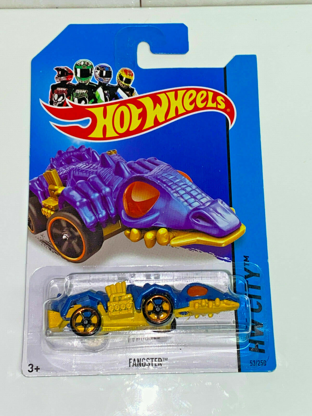 2016 Hot Wheels Treasure Hunts HW City Fangster International Card NIP