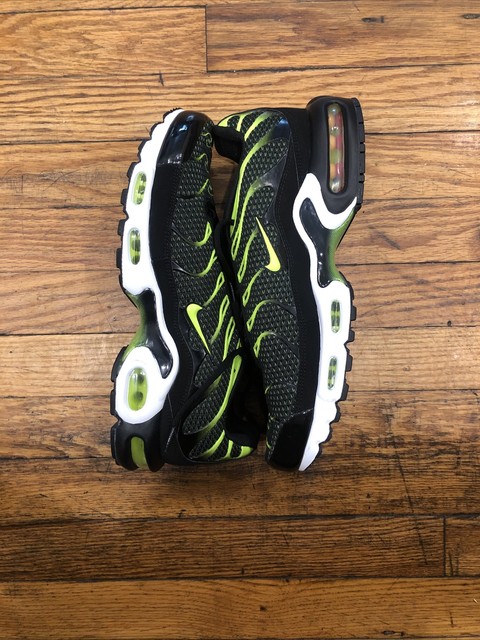Menâs Nike Air Max Plus TN Volt Black Green Menâs Size 9.5 852630-036 NWOBð¥ for sale online