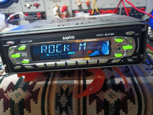 VTG Rare Old School Sanyo MASK Car Stereo CD Player Audio EQ Deck Flip Face DSP - Picture 11 of 11
