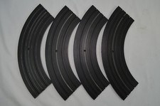 Aurora slot car track, 4 pieces, 9 inch radius, 1/4 section