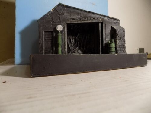 1 WW11 Foam Destroyed Building possible King &C for 1/32nd (Dec. Listing) - Picture 1 of 9
