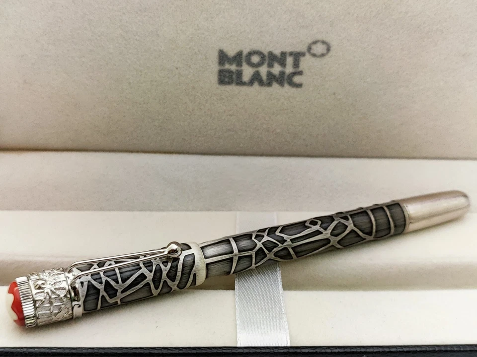 Montblanc Heritage Collection Rouge et Noir Spider Metamorphosis Fountain Pen - Image 3 of 4