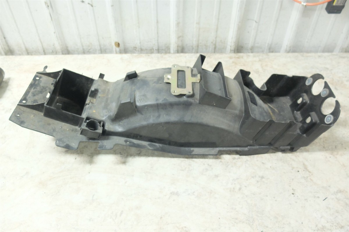 98 Kawasaki ZX 11 1100 ZX1100 ZX11 Ninja rear back inner fender
