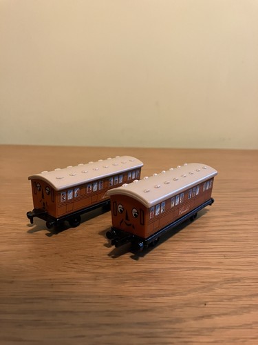 Ertl - Vintage Thomas the Tank Engine and Friends - Annie & Clarabel 1987
