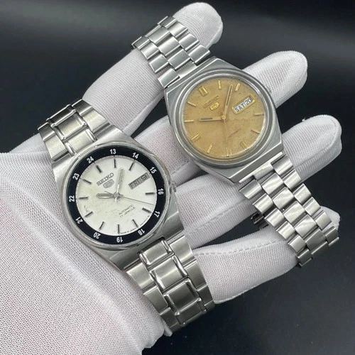 Vintage Seiko 5 Automatic Men’s Watch Lot of 2 – Japan Made – Original Bracelets
