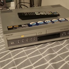 Sony SLV-D900G DVD & VHS Player Hi-Fi Stereo Video Cassette Recorder with remote