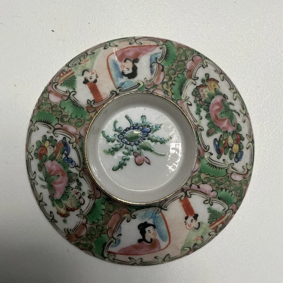 2 tapas para caldo en medallón rosa familiar - marca 1890-1915 - hallazgo raro Foto 4 de 4