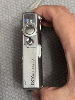 Canon IXY70 DIGITAL70 Compact Digital Camera Tested Working Seller