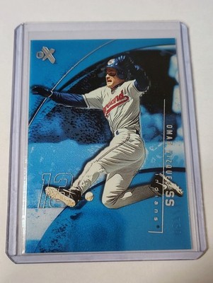 2002 Fleer E-X Essential Credentials Future #70 Omar Visquel /116 Indians