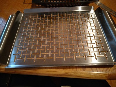 Weber Grill Large Stainless + 2 Non Stick Grilling Baskets Round One No Handle 