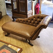 Brown Leather Chesterfield-style Chaise Lounge