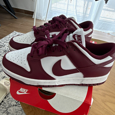 Nike Dunk Low Damen Sneaker Low Top Burgunderrot/Weiß EU 37,5 DD1503-108