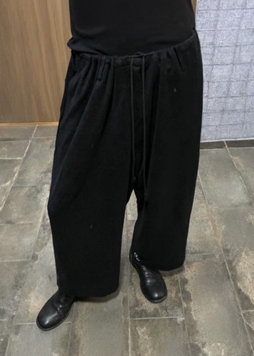 Yohji Yamamoto Cropped Pants