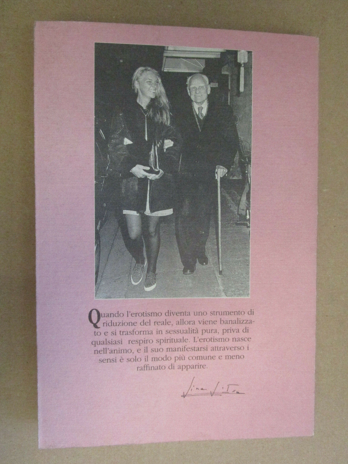 Foto 8 di 14